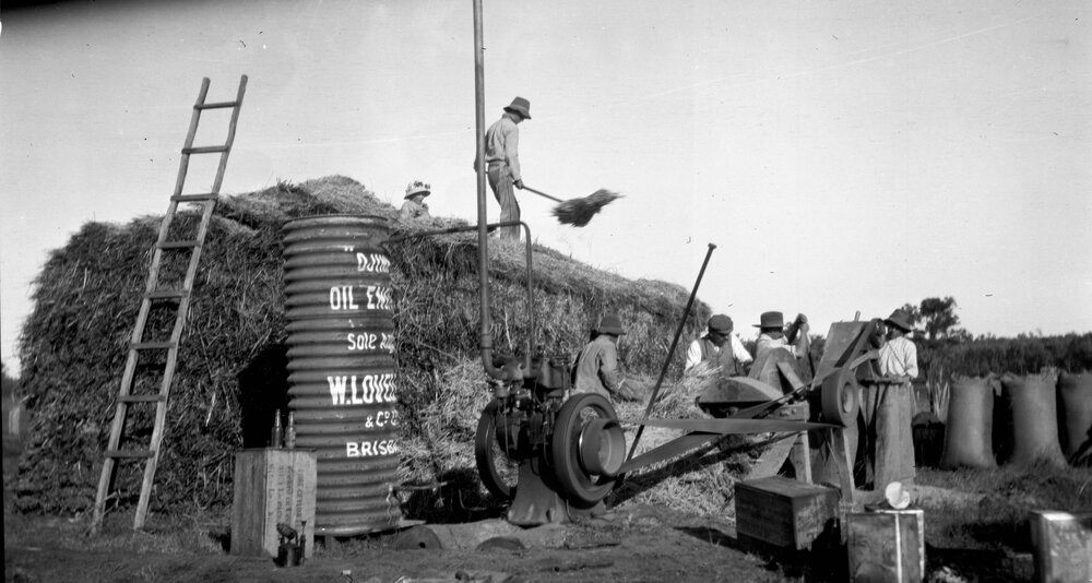 Chaff cutting at Riverleigh, Chinchilla, circa 1914