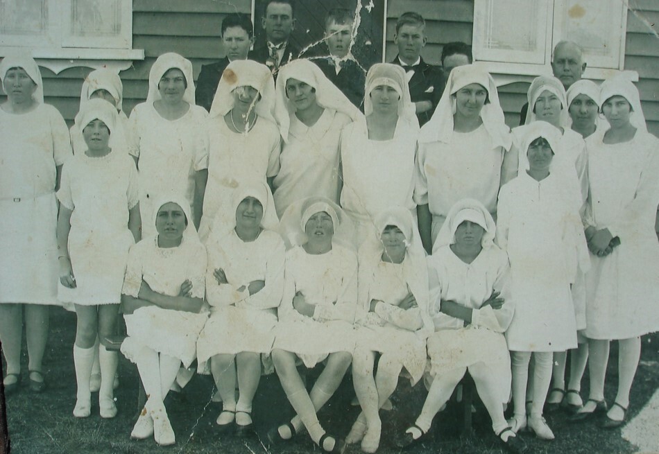 Church of England confirmation class, Jandowae, circa 1920