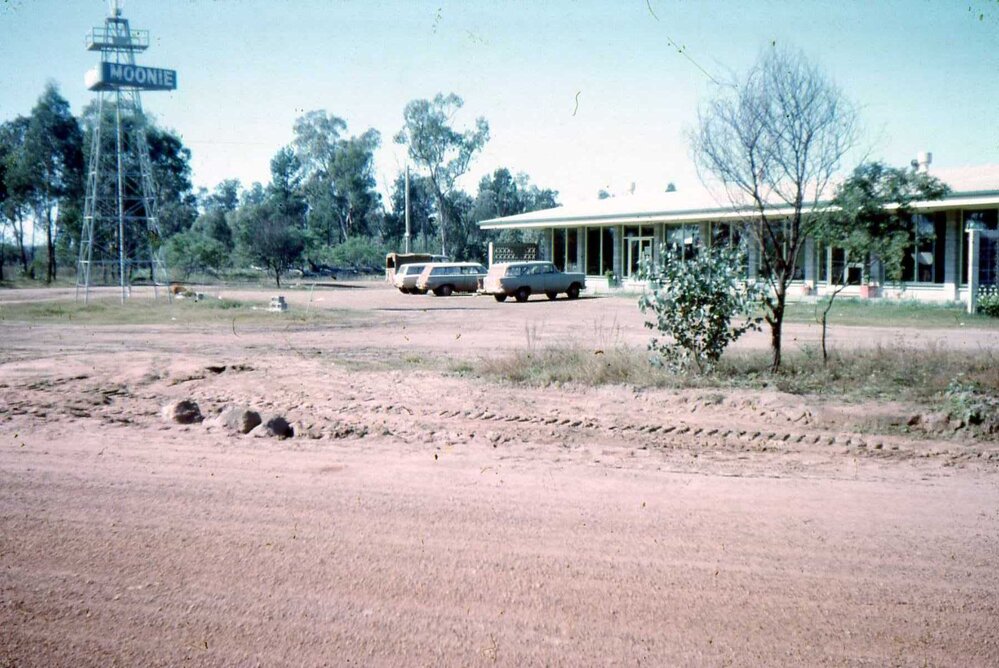 Newly constructed Moonie Motel , circa 1960