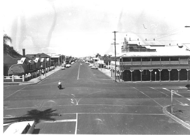 Street view of Cunningham Street, Dalby, circa 1960s
