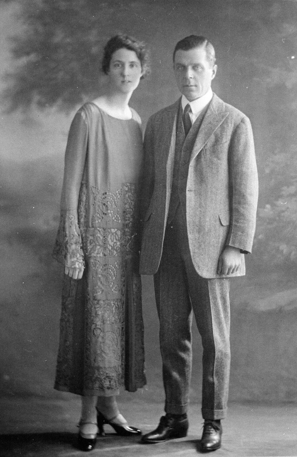 Unknown couple, no location, no date