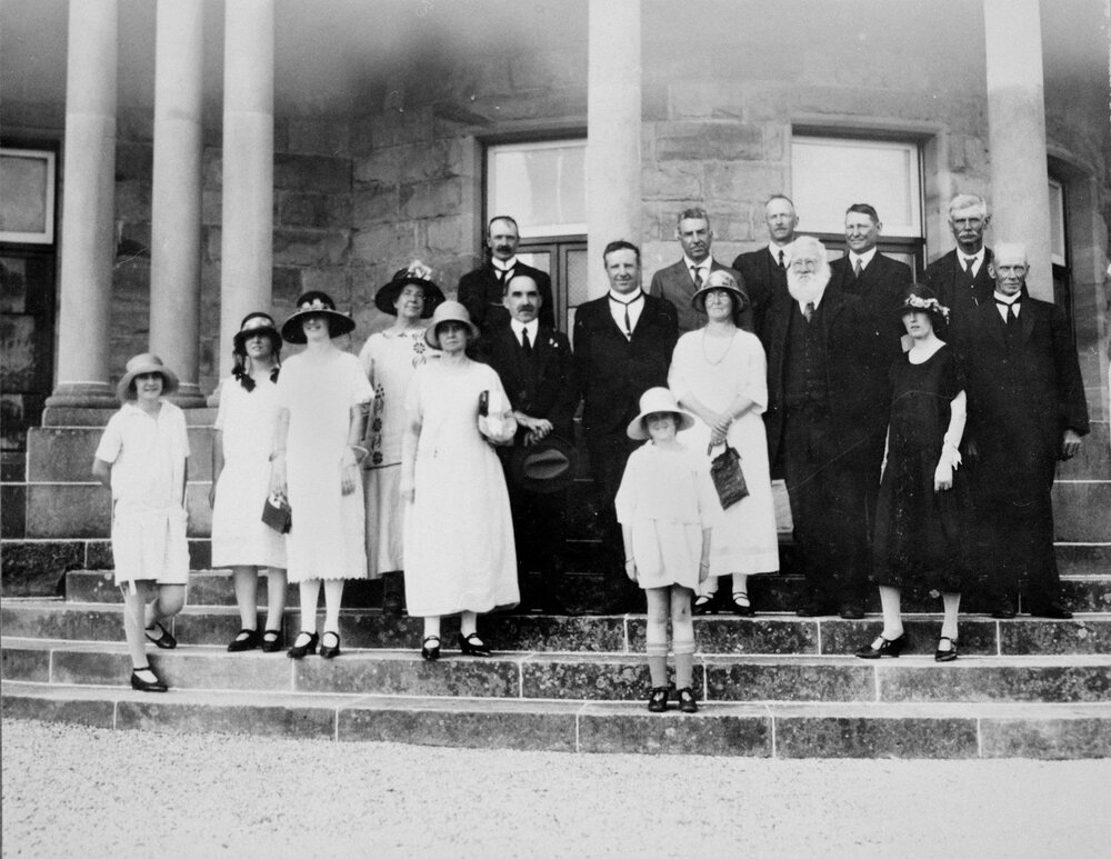 The Russell family and guests at Jimbour House, 1925
