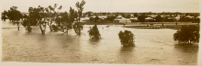 Patrick Street flooding, Dalby, 1917