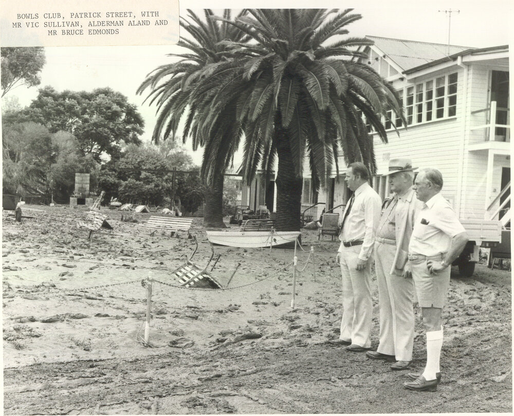 Aftermath of flooding at the Dalby Bowls Club, 1981