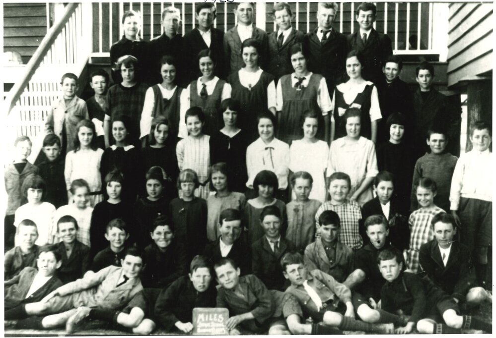 Students in Grades 5 &amp; 6 at Miles State School, 1925