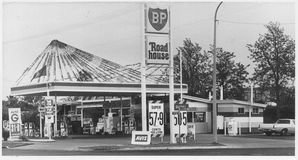 BP Roadhouse, Dalby, 1986