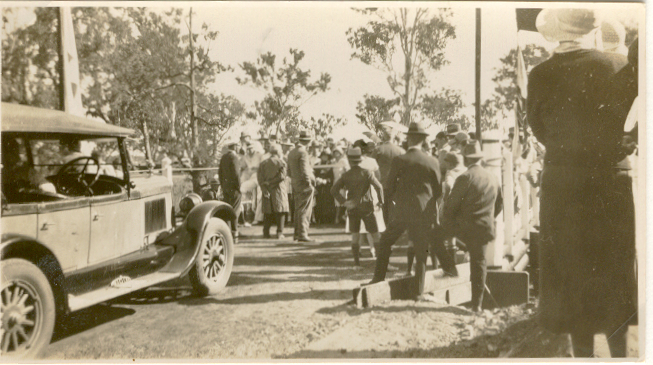 Opening of Tipton Bridge, Dalby, 1932