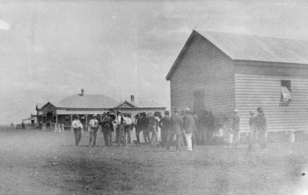 Group of people near the Coronation Hotel, Macalister, circa 1911