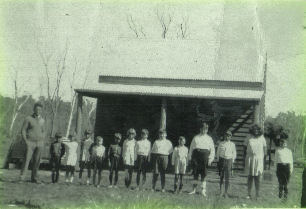 Students of Sundown Provisional School, Woleebee, circa 1930s