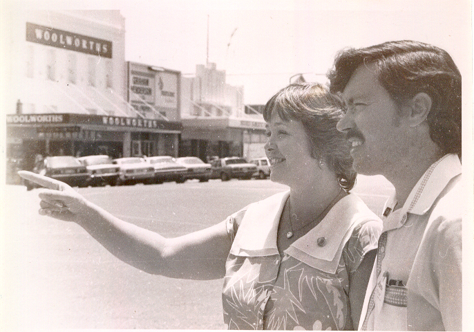 Unknown people standing on Cunningham Street, Dalby, 1983