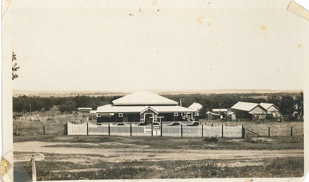 Mr Martin's house, Bell, circa 1930