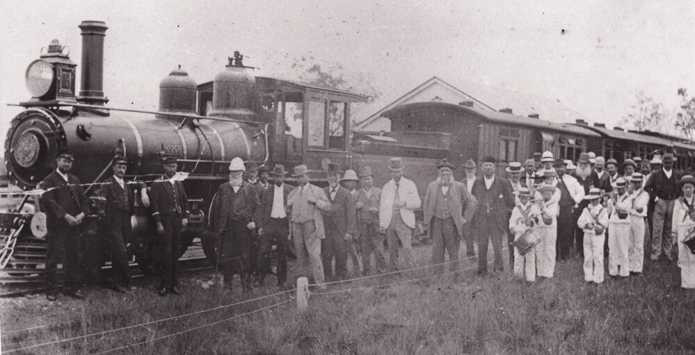 A steam locomotive at Miles, circa 1900