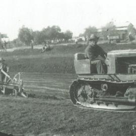 Construction of the Dalby Olympic Swimming Pool, circa 1935