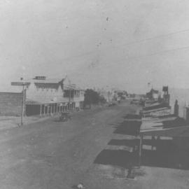 Street view of Cunningham Street, Dalby, circa 1920s