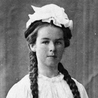 Mavis Muriel Downes