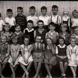 Students in Class Prep IV at Jandowae State School, 1950