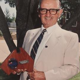 Chairman Robert John Haddock MM, Tara Shire Council, 1982-1991